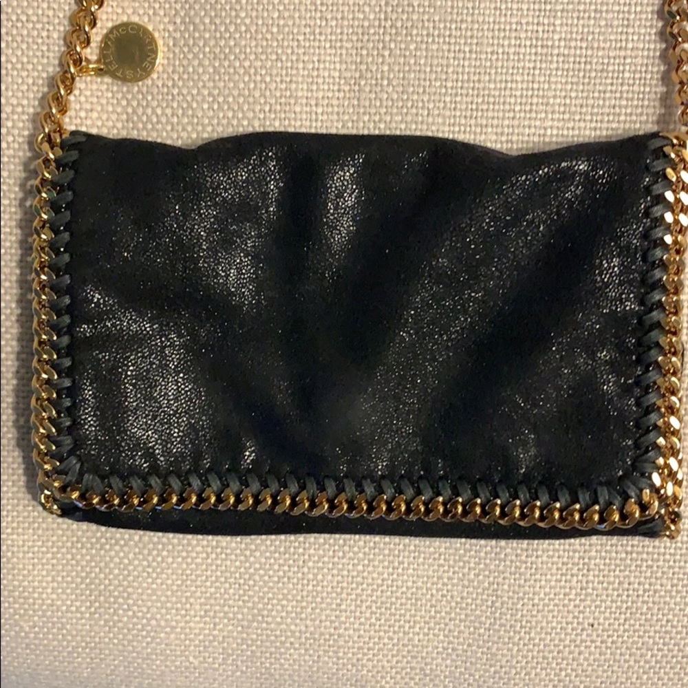 Black Cross Body